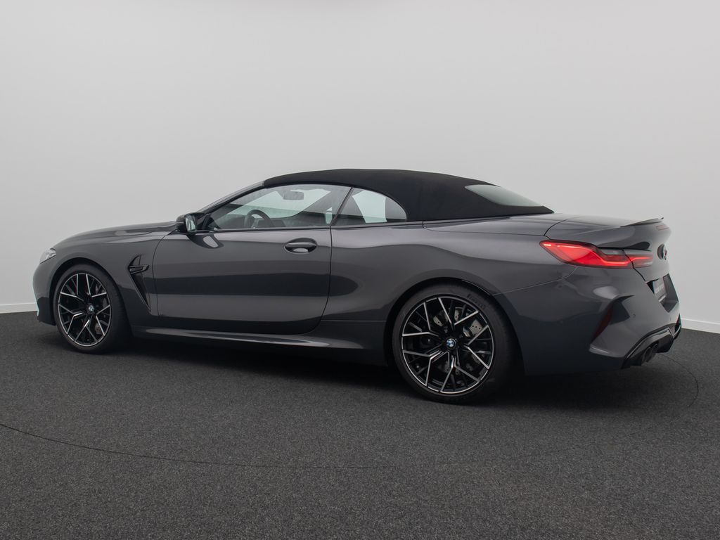 BMW M8 2022
