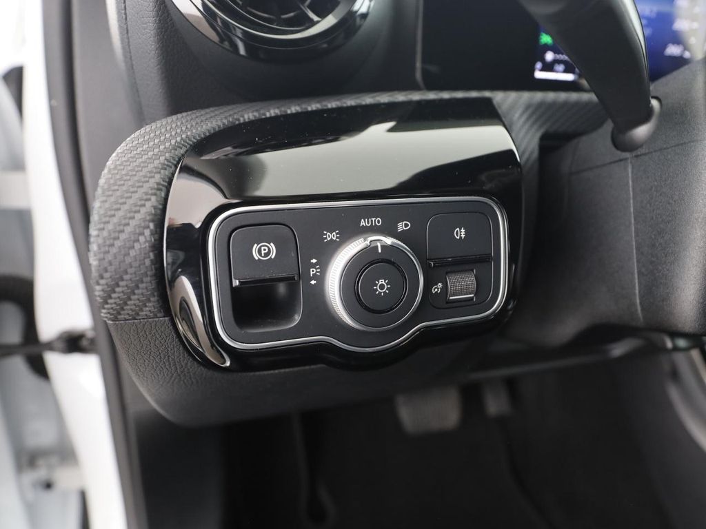 Mercedes-Benz A 220 2023