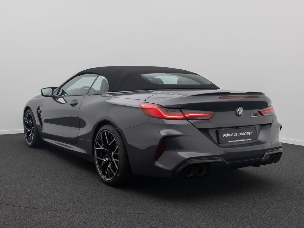 BMW M8 2022