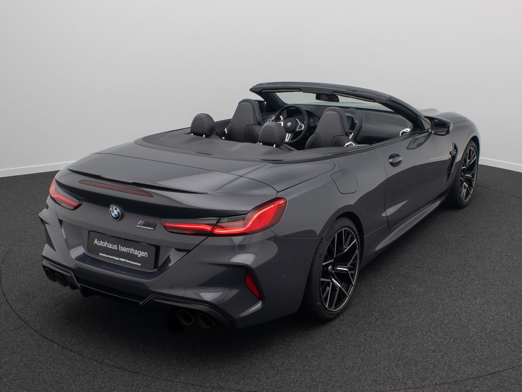 BMW M8 2022