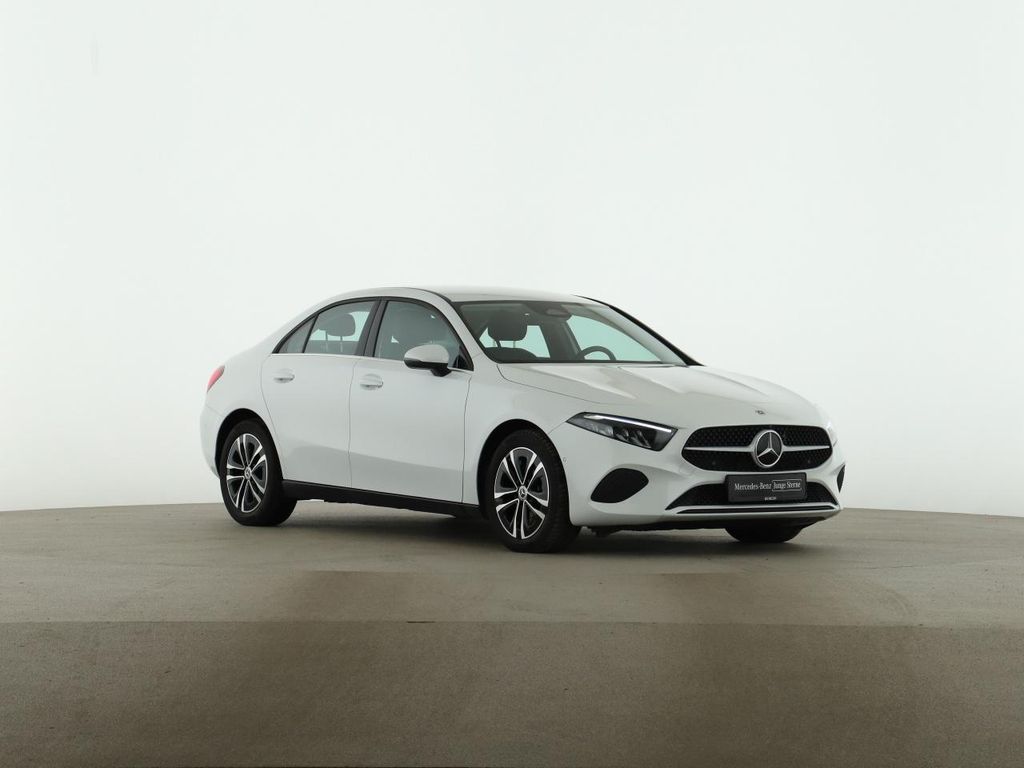 Mercedes-Benz A 220 2023