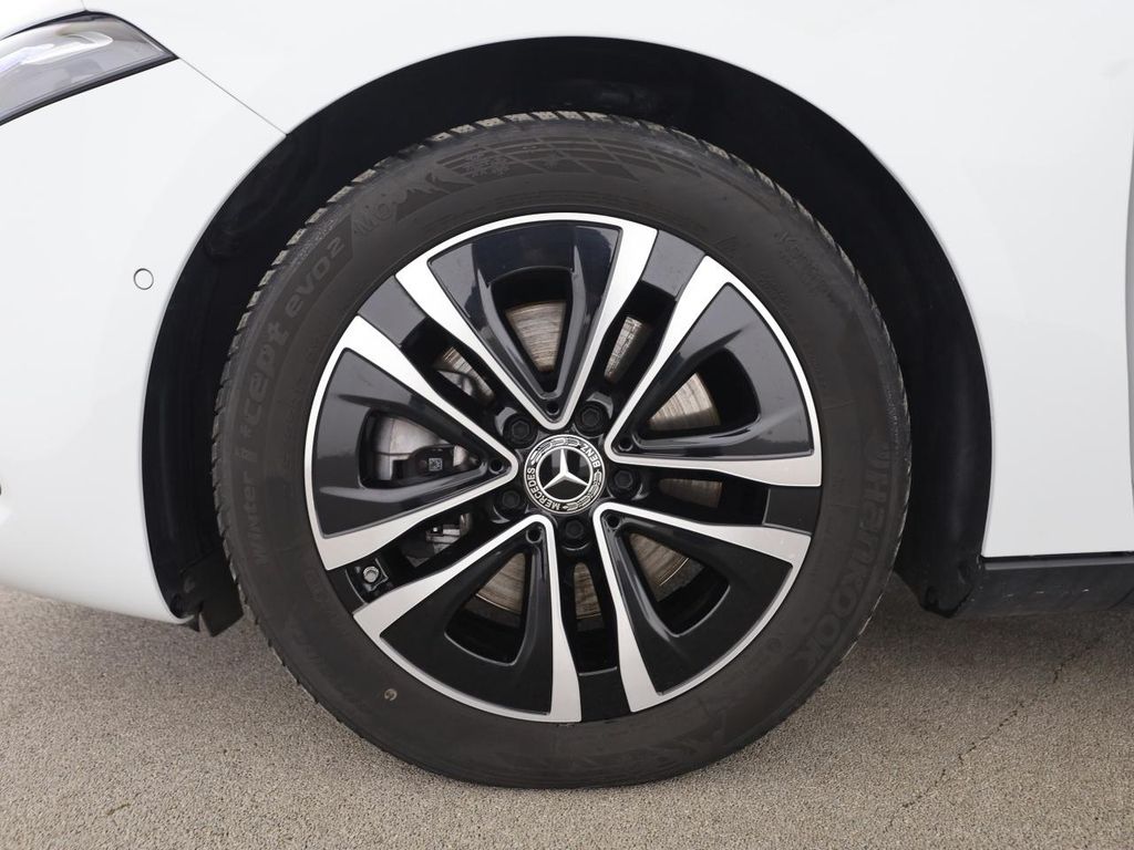 Mercedes-Benz A 220 2023