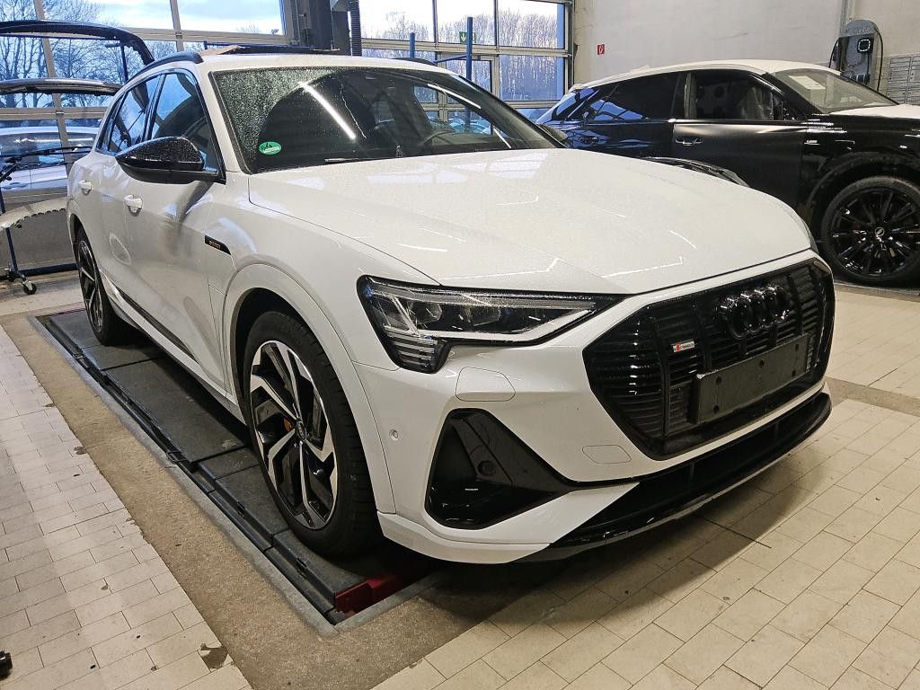 Audi e-tron 2023