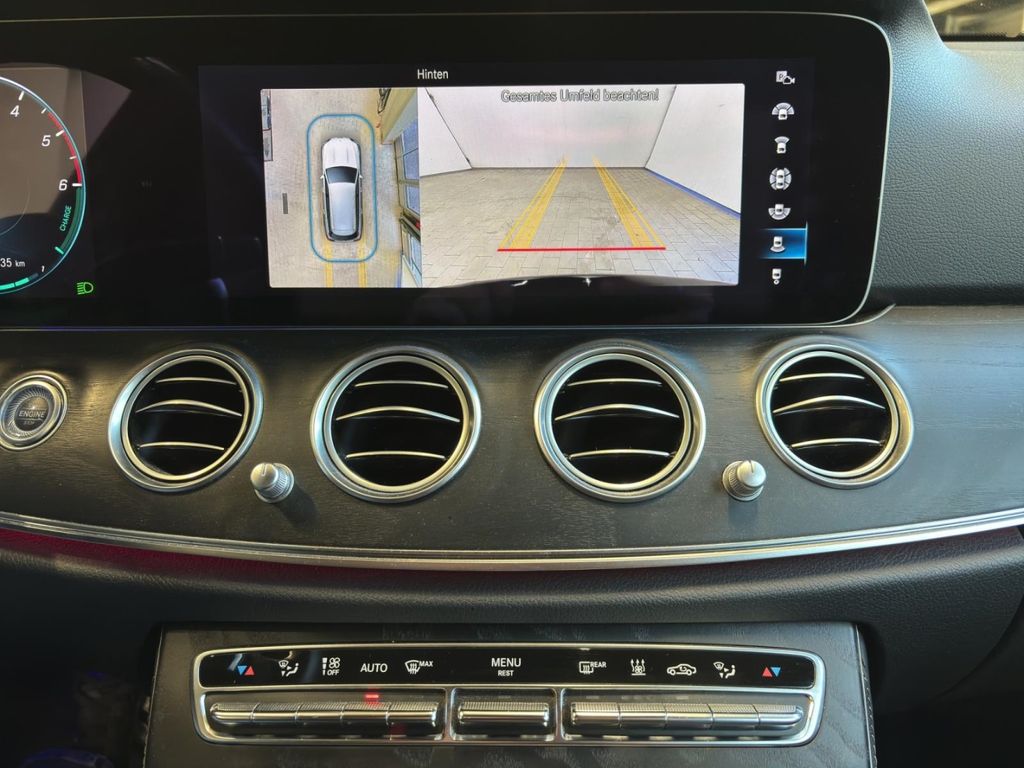 Mercedes-Benz E 300 2022