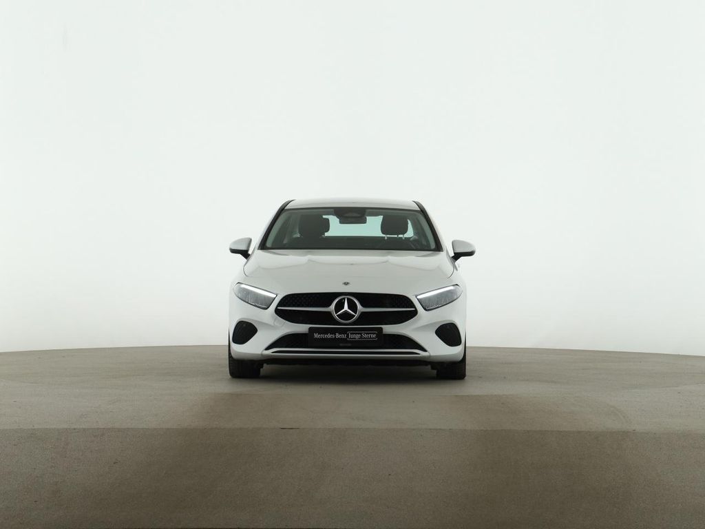 Mercedes-Benz A 220 2023