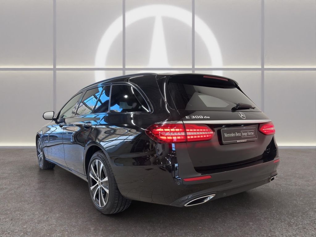 Mercedes-Benz E 300 2022