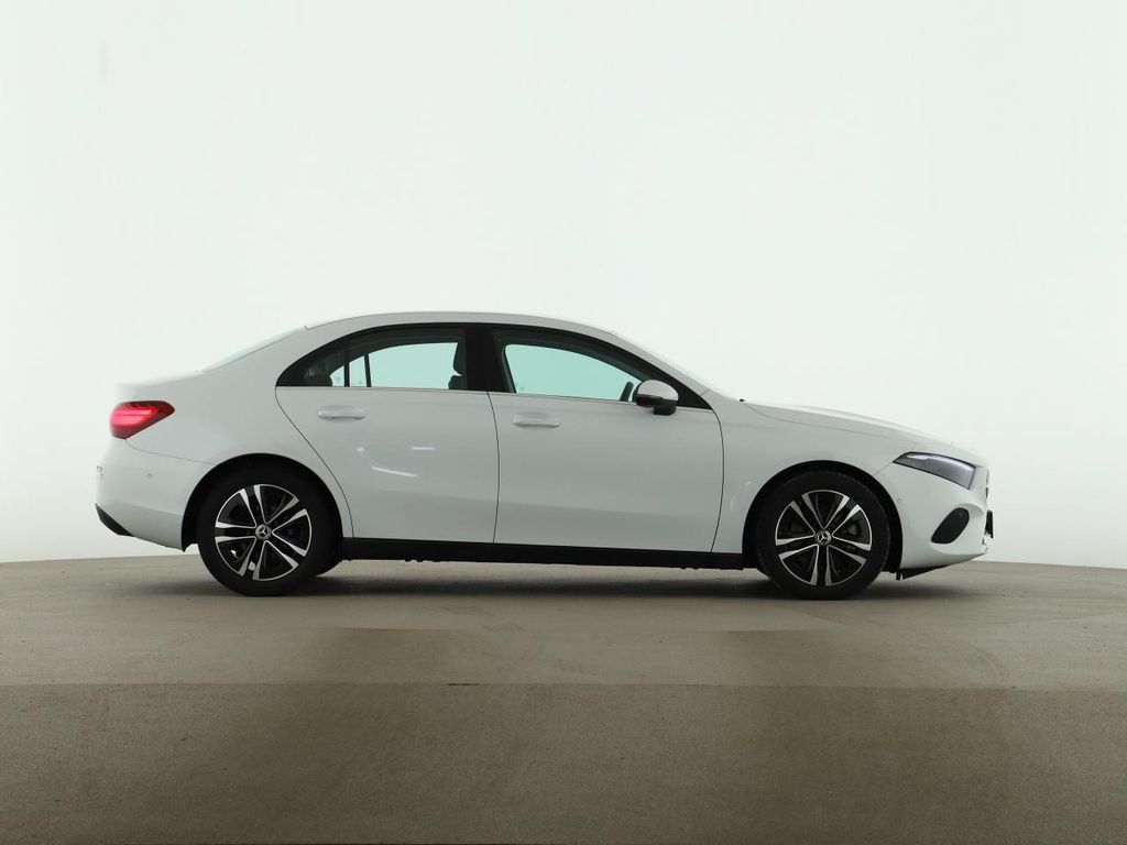 Mercedes-Benz A 220 2023