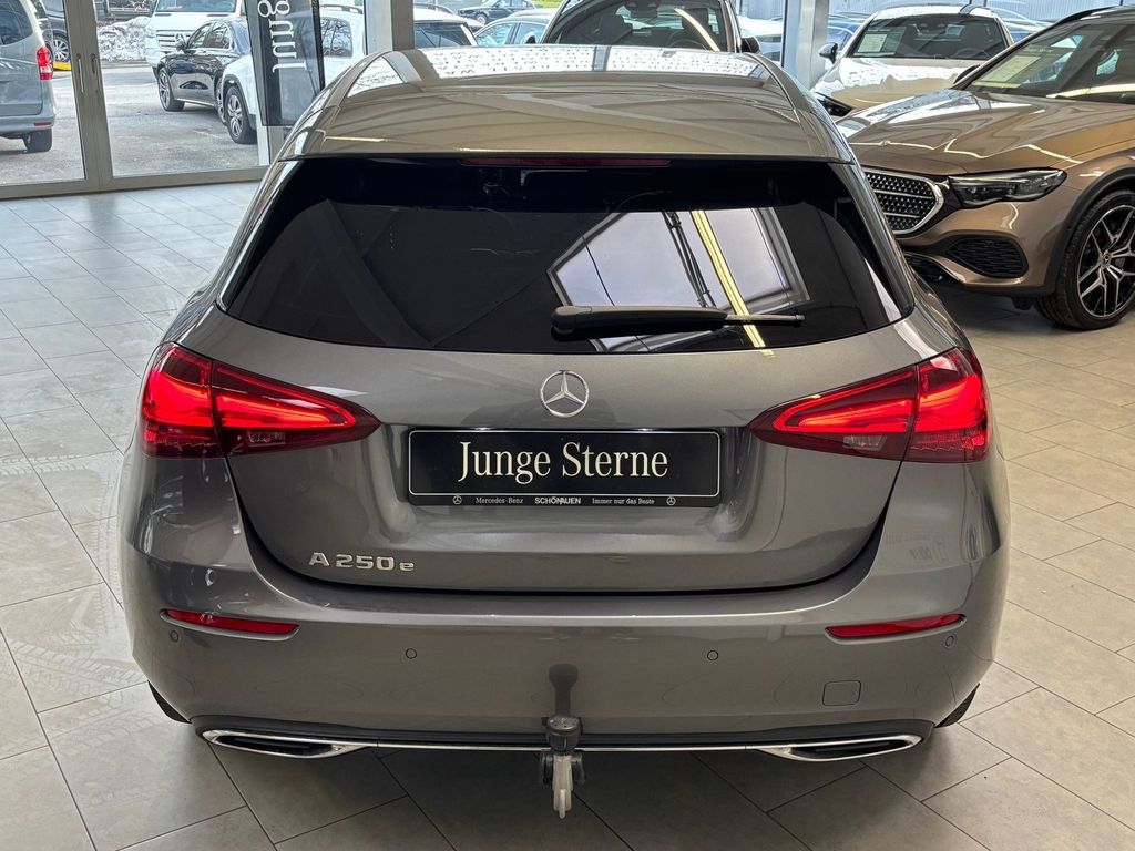 Mercedes-Benz A 250 2025