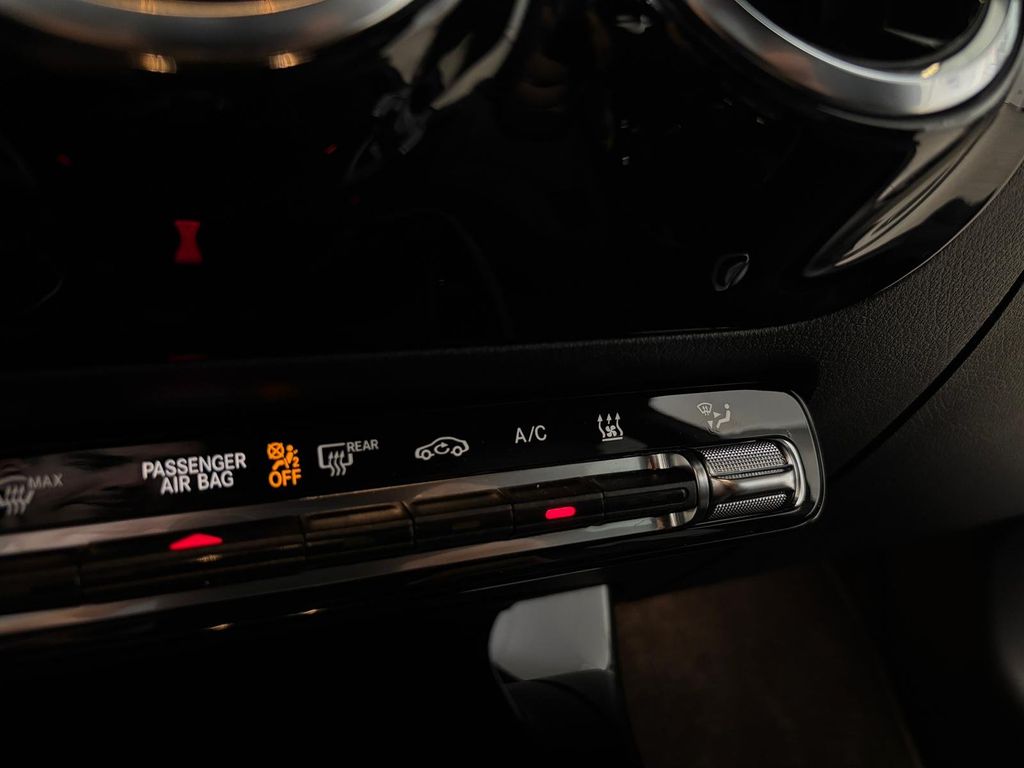 Mercedes-Benz A 250 2025