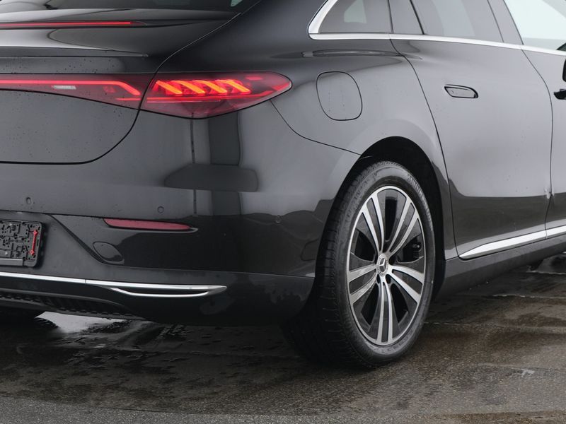 Mercedes-Benz EQE 2024