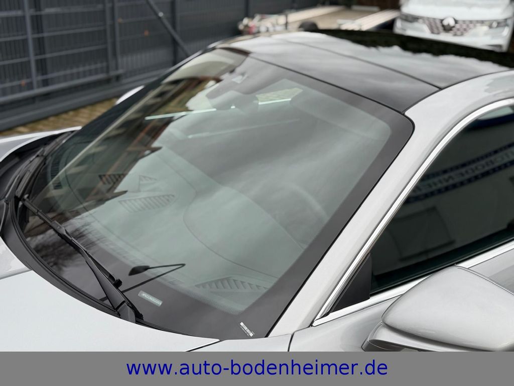 Porsche 992 2025