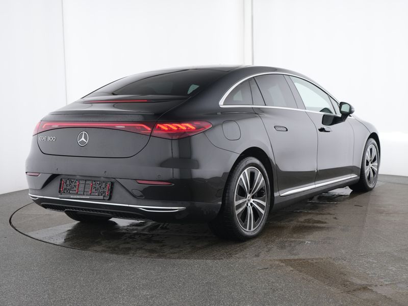 Mercedes-Benz EQE 2024