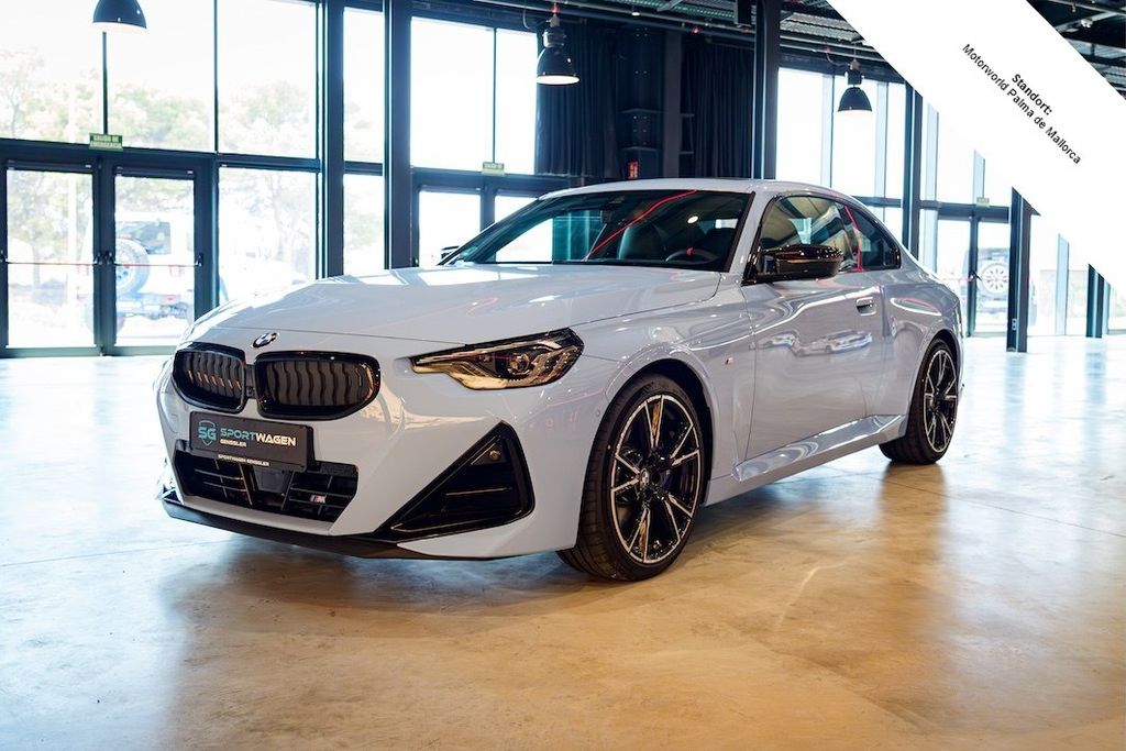 BMW M240i 2025