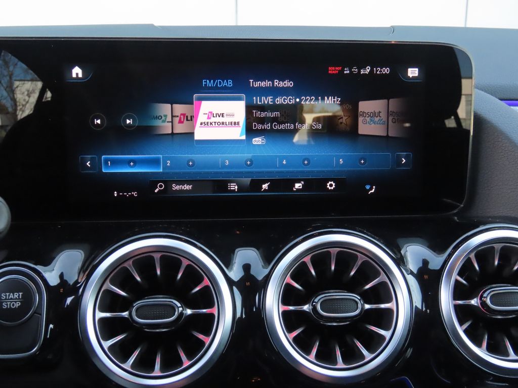 Mercedes-Benz EQA 2022