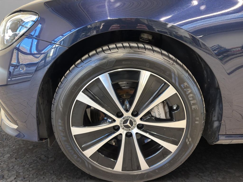 Mercedes-Benz E 300 2022