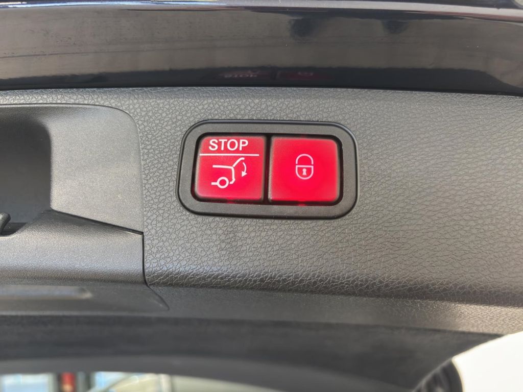 Mercedes-Benz E 300 2022