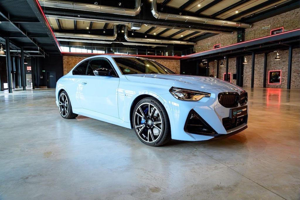BMW M240i 2025