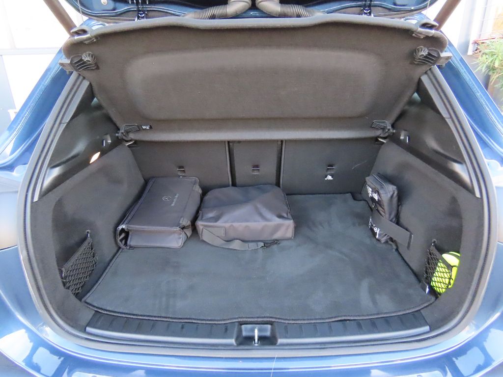 Mercedes-Benz EQA 2022