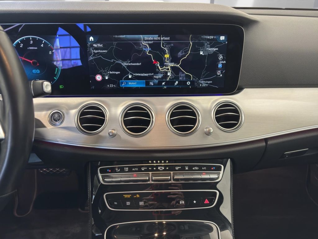 Mercedes-Benz E 300 2022