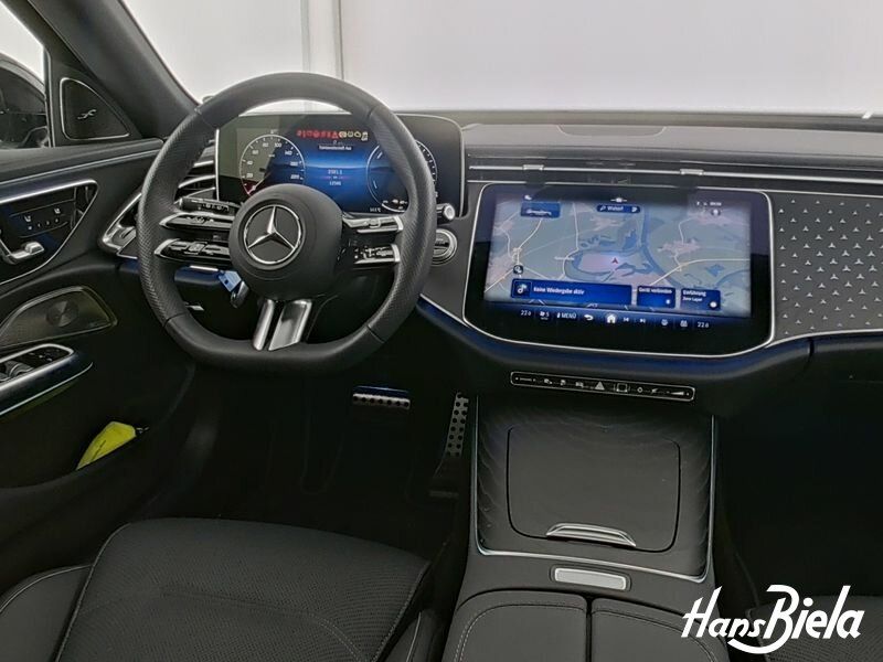 Mercedes-Benz E 300 2025