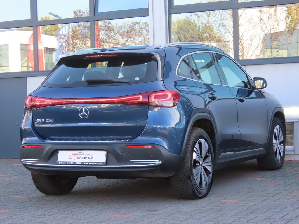 Mercedes-Benz EQA 2022