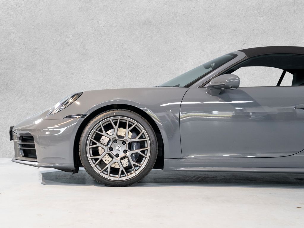 Porsche 992 2025