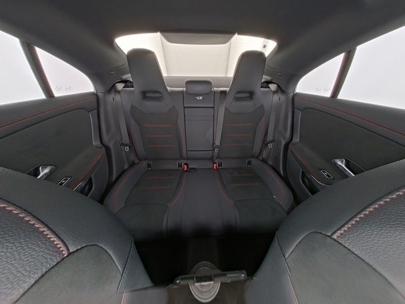 Mercedes-Benz CLA 200 2024