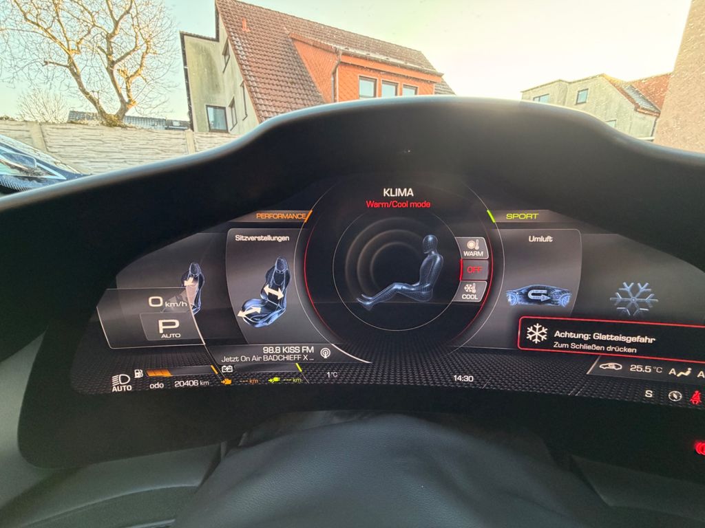 Ferrari 296 GTB 2023