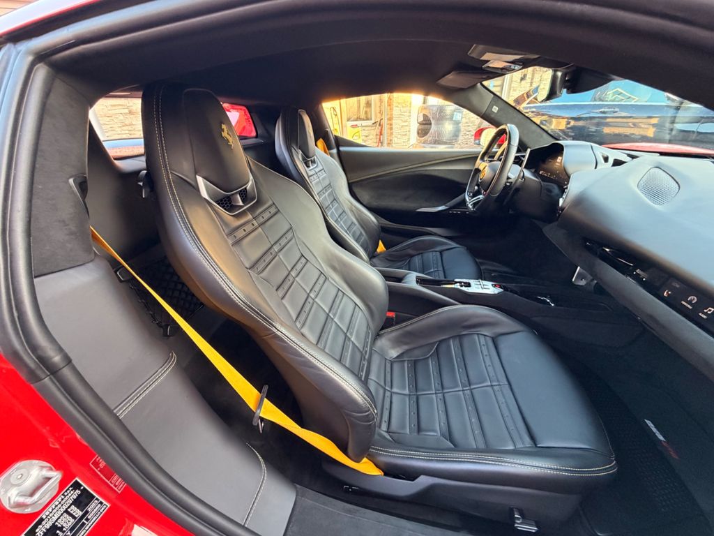 Ferrari 296 GTB 2023