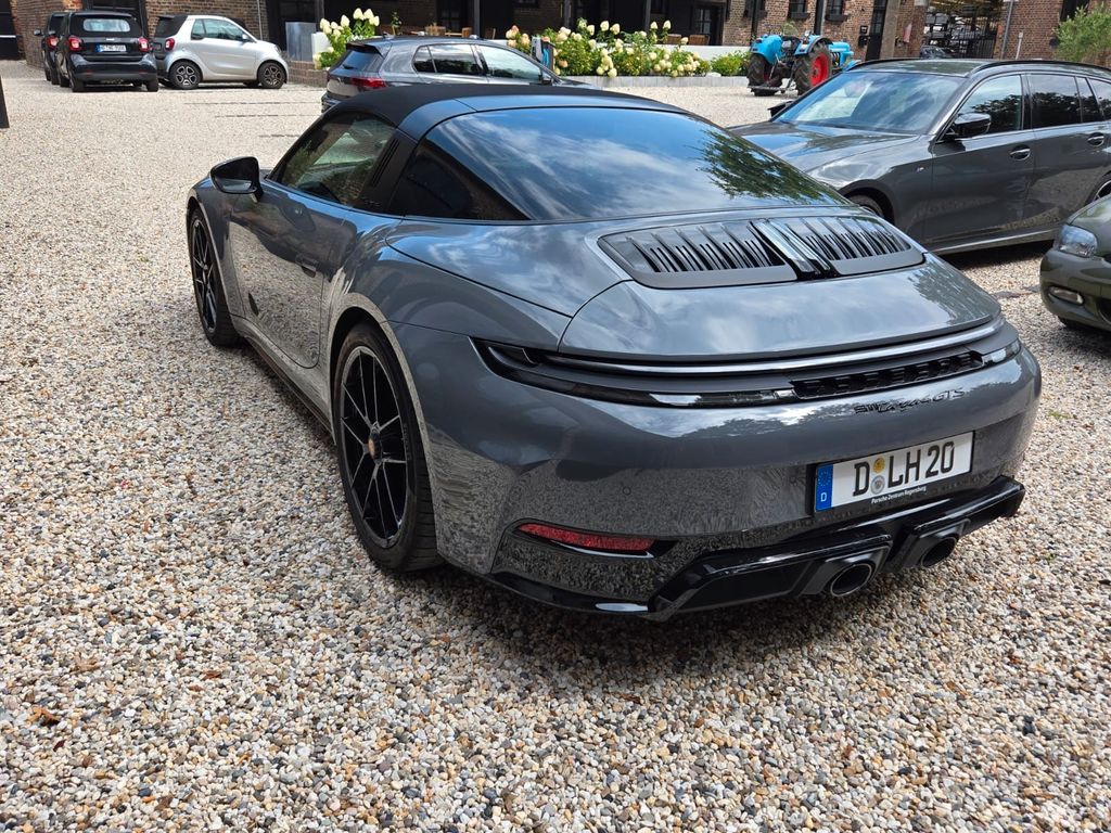 Porsche 992 2024