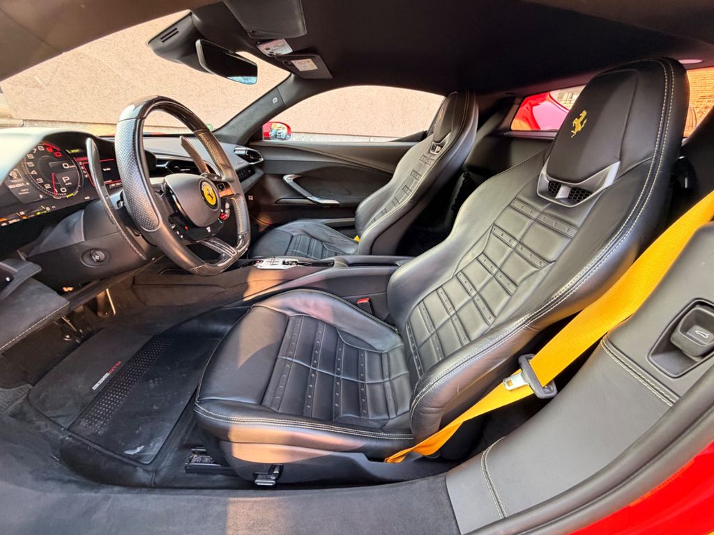 Ferrari 296 GTB 2023