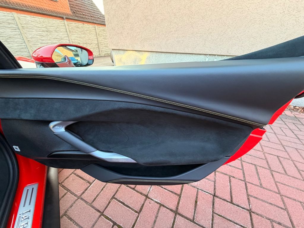 Ferrari 296 GTB 2023