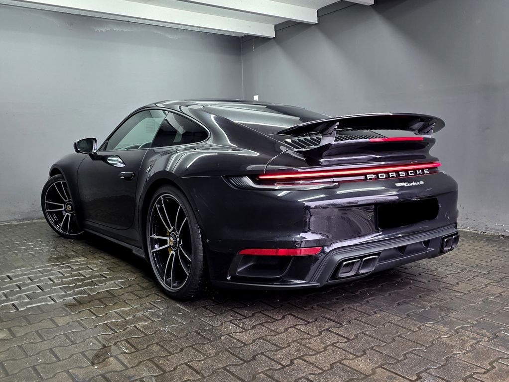 Porsche 992 2023