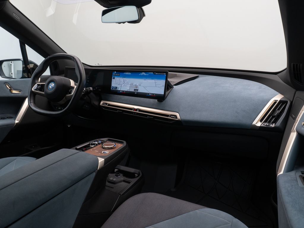 BMW iX 2022