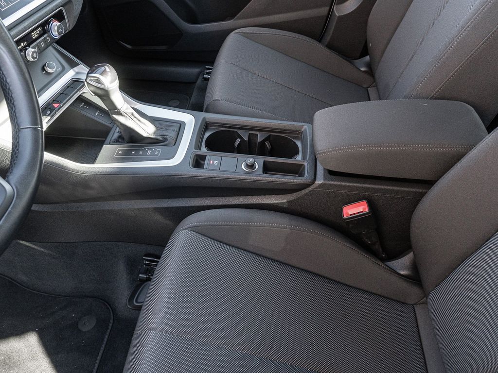 Audi Q3 2021