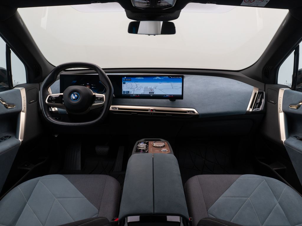 BMW iX 2022
