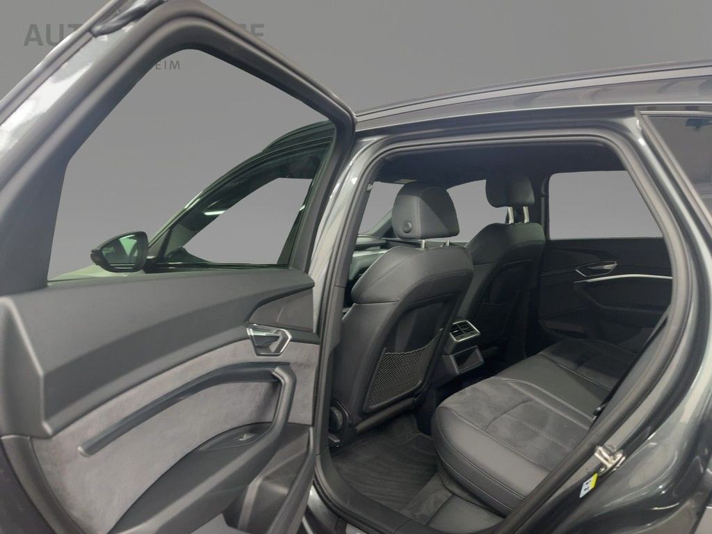 Audi e-tron 2023