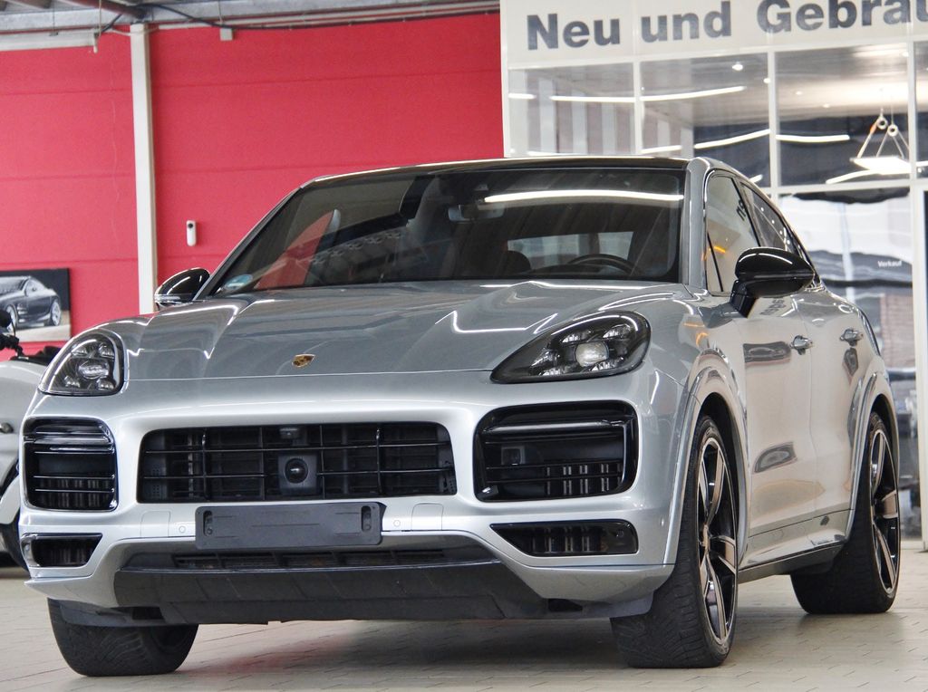 Porsche Cayenne 2021
