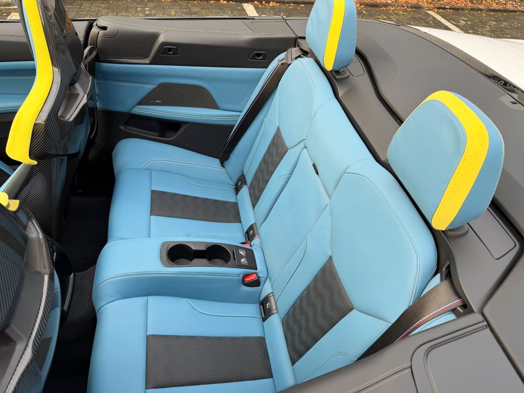 BMW M4 2025