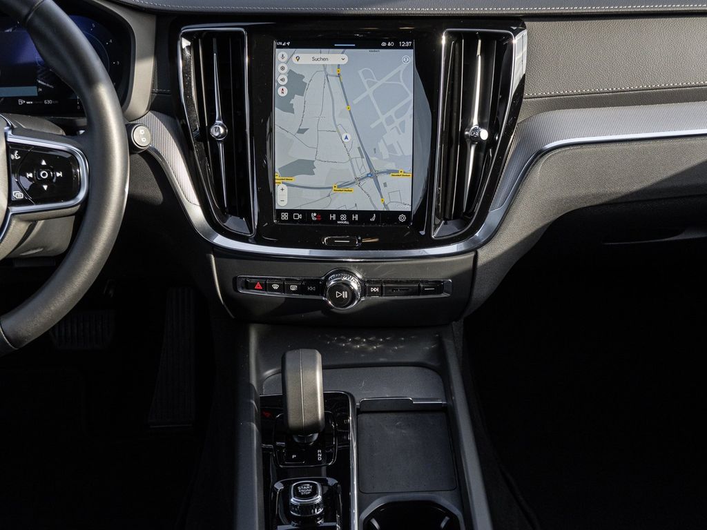 Volvo V60 Cross Country 2023