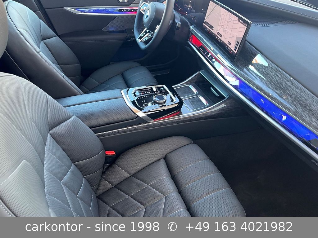 BMW i7 2025