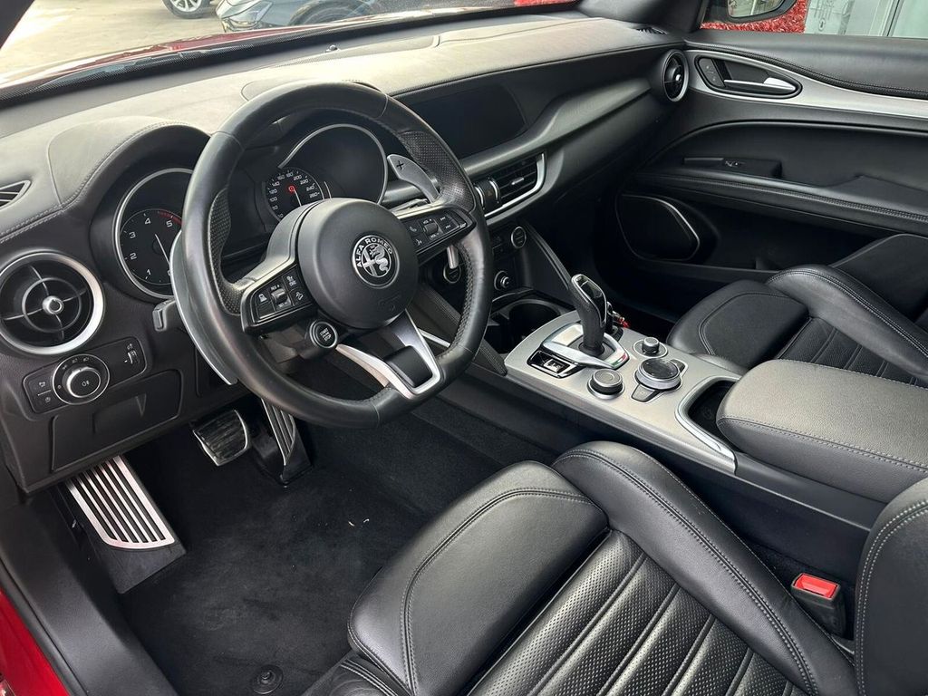 Alfa Romeo Stelvio 2020