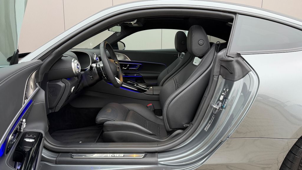 Mercedes-Benz AMG GT 2025