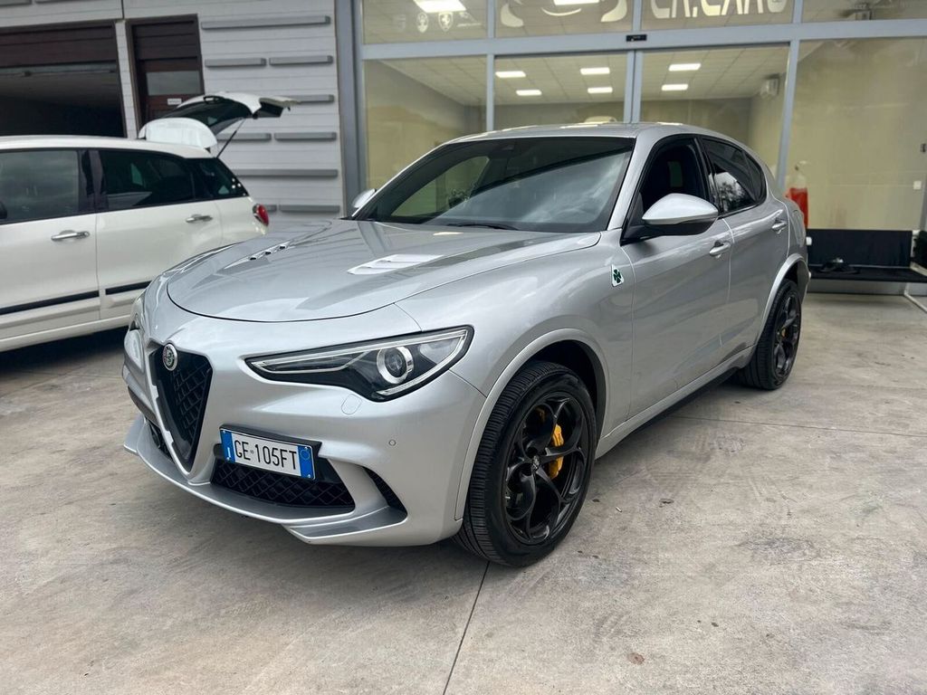 Alfa Romeo Stelvio 2021