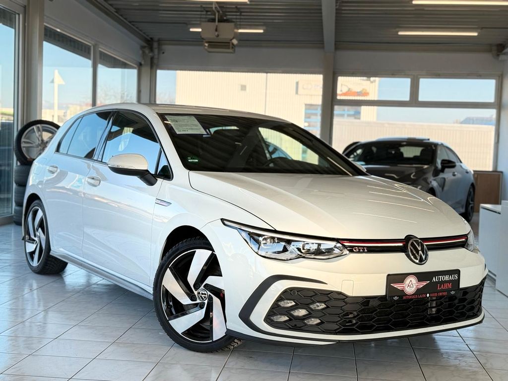 Volkswagen Golf 2021