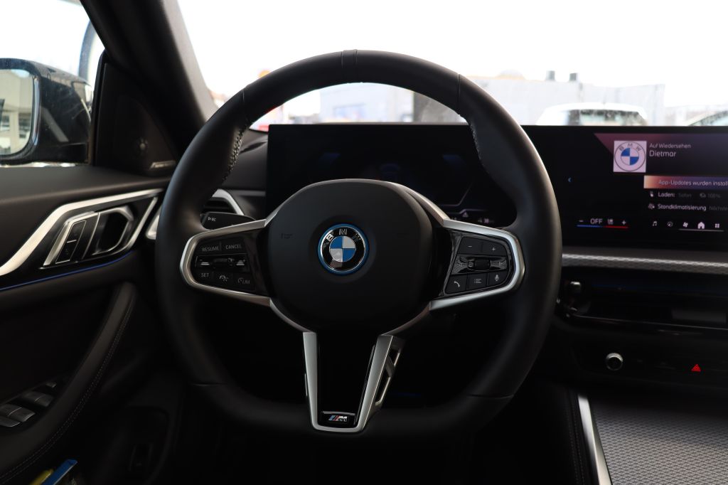 BMW i4 2025