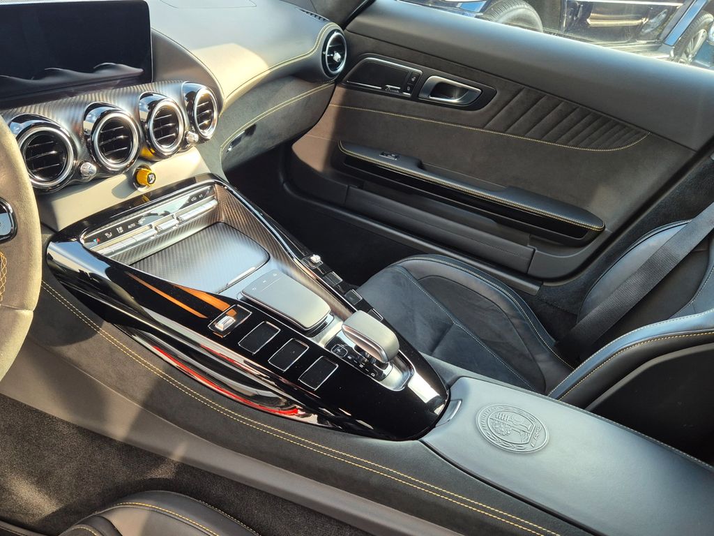 Mercedes-Benz AMG GT R 2021