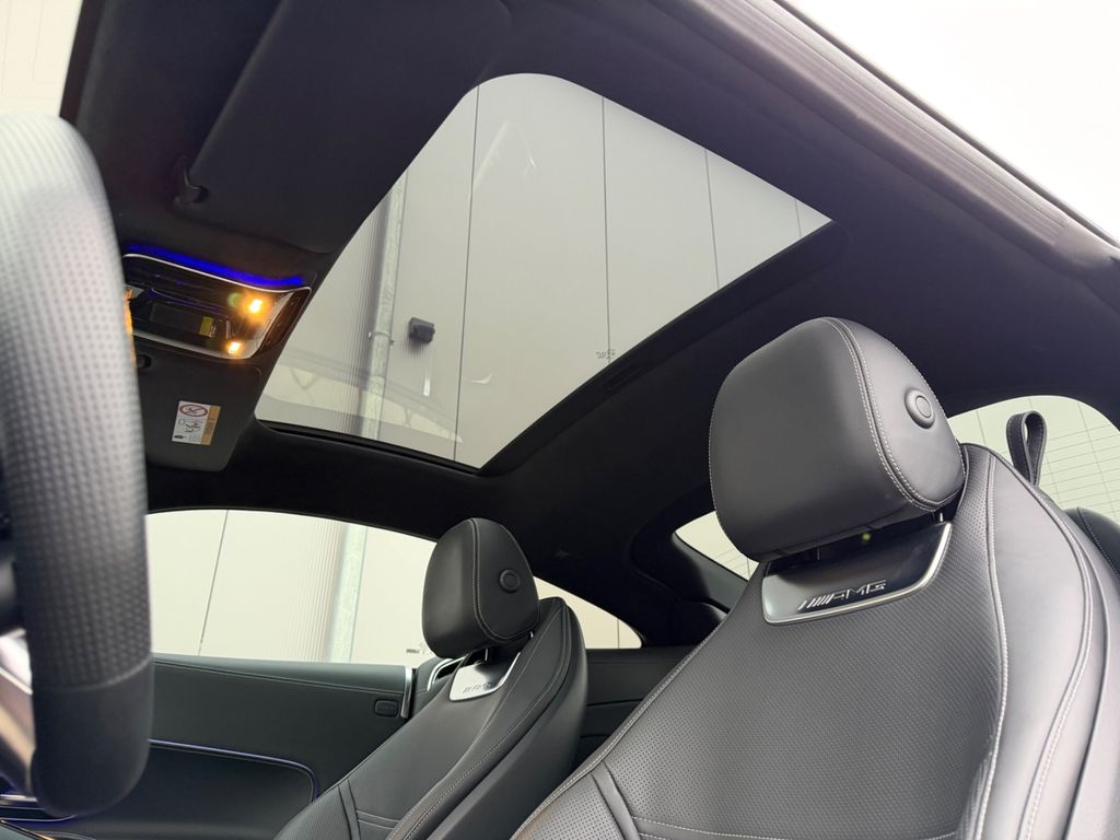 Mercedes-Benz AMG GT 2025