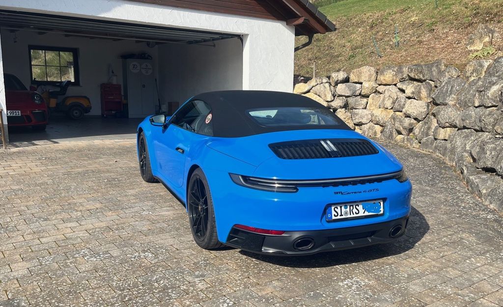 Porsche 992 2023