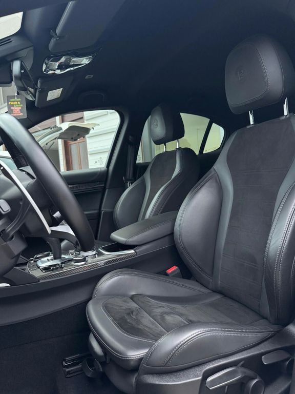 Alfa Romeo Stelvio 2021